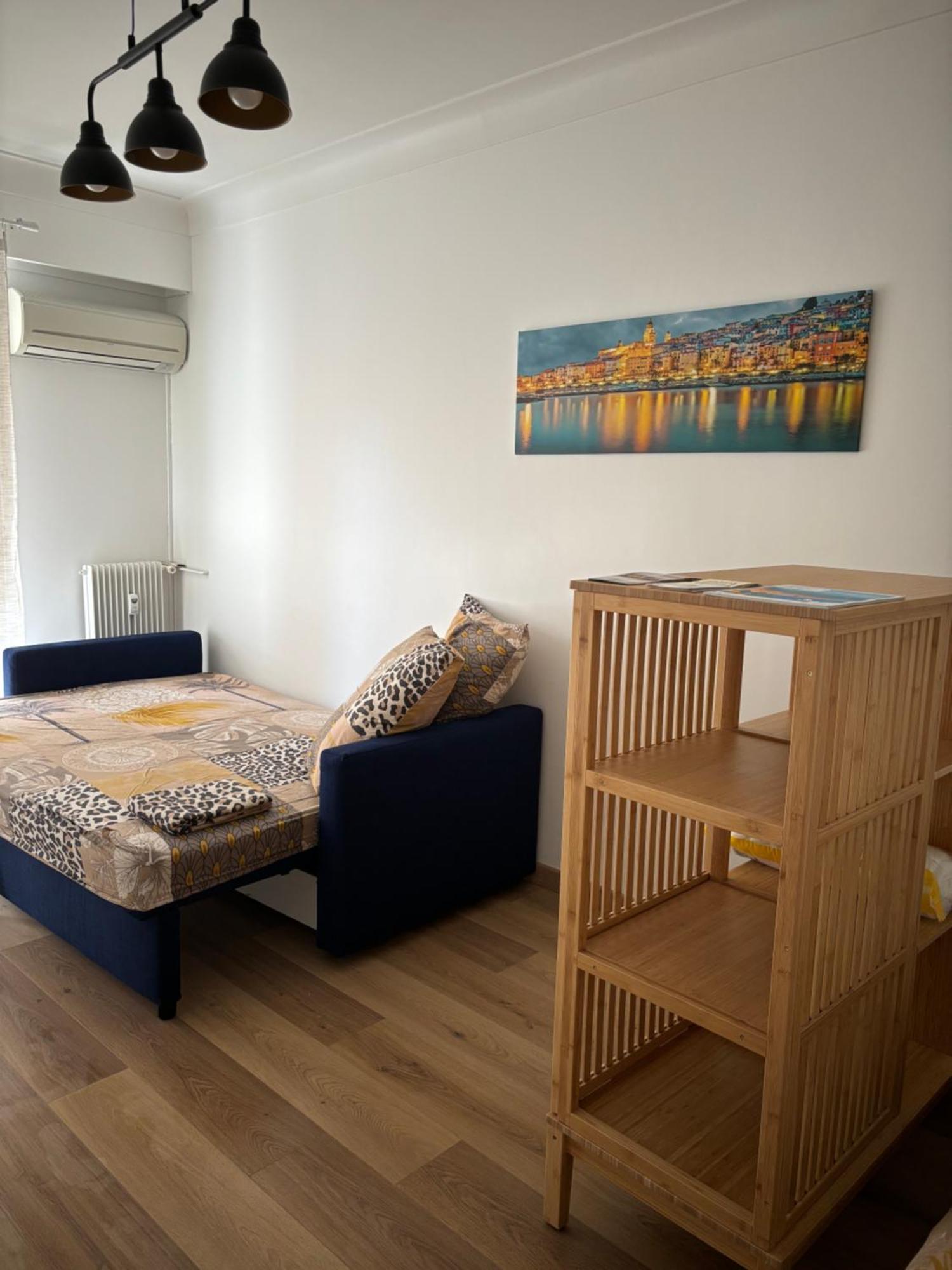 Studio 2 Etoiles A Menton Pour 4 Personnes Luaran gambar